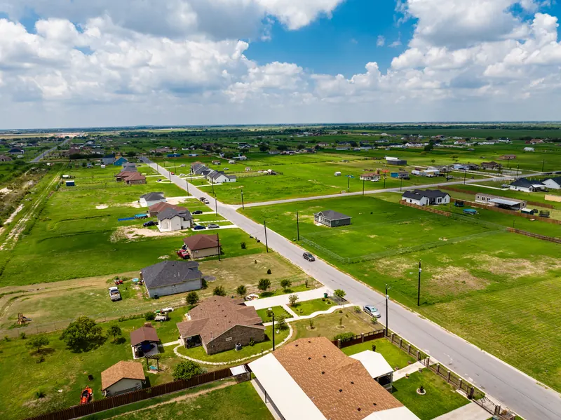Aerial view of finished homes in Vista Ridge Acres